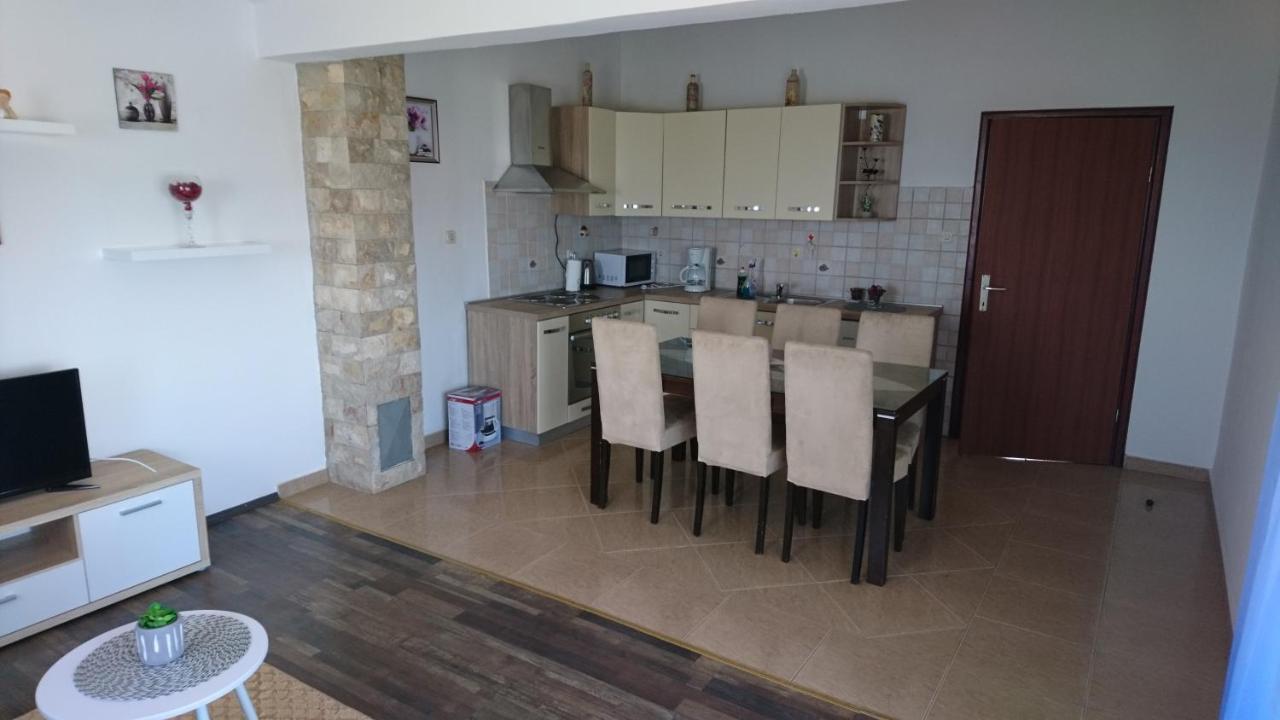 Apartman Vuleta Ražanac Εξωτερικό φωτογραφία