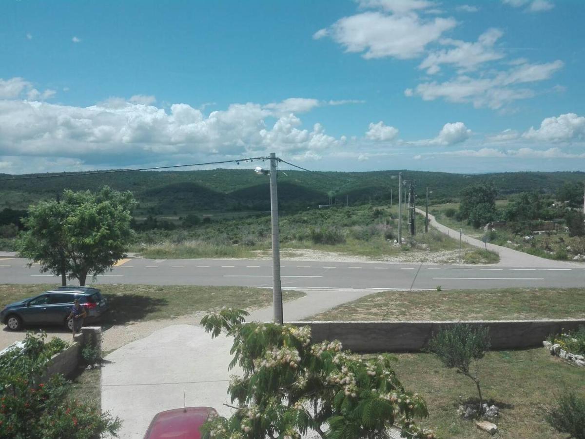 Apartman Vuleta Ražanac Εξωτερικό φωτογραφία